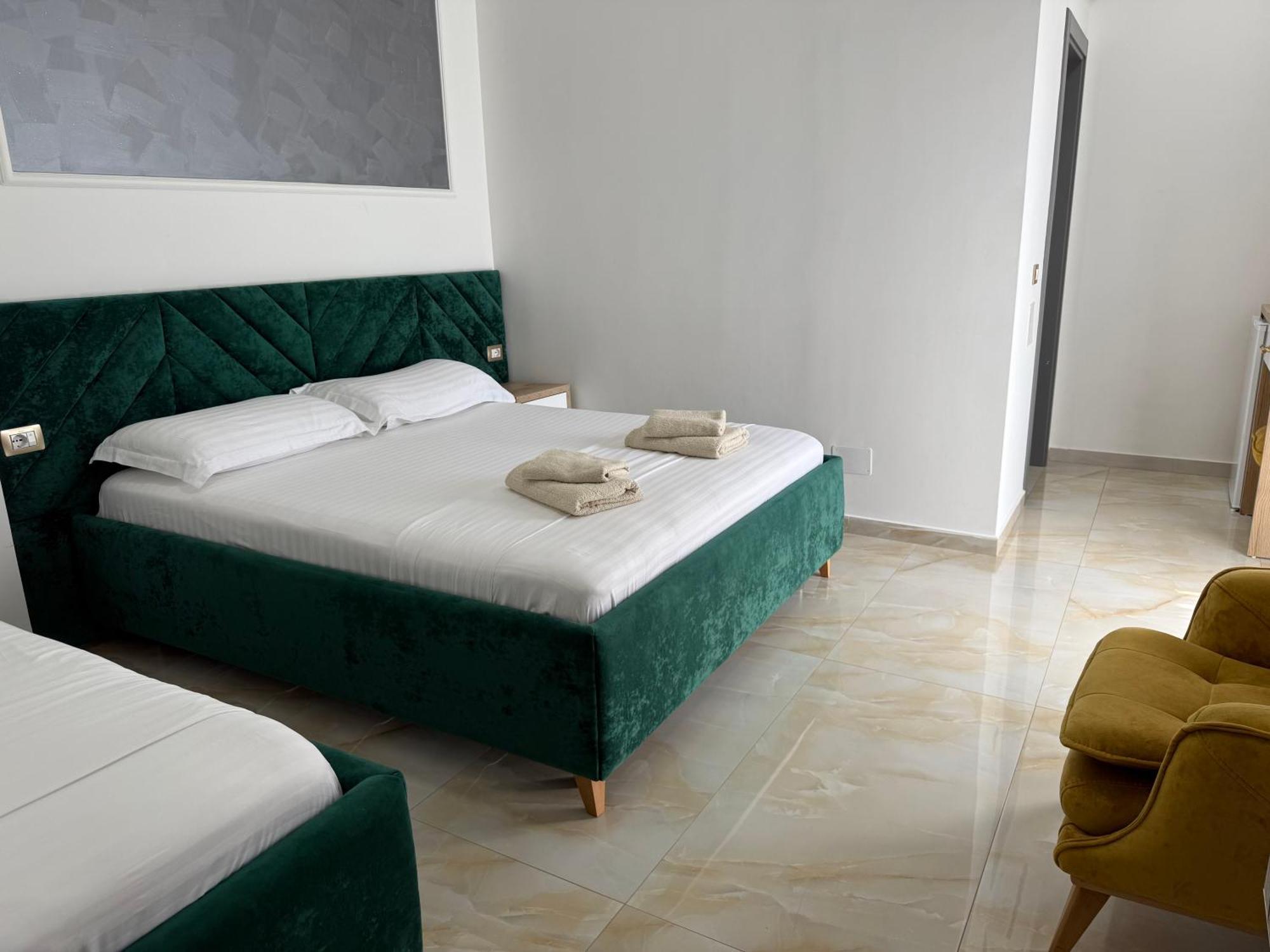 Hotel Leodori 1 Shëngjin Zewnętrze zdjęcie